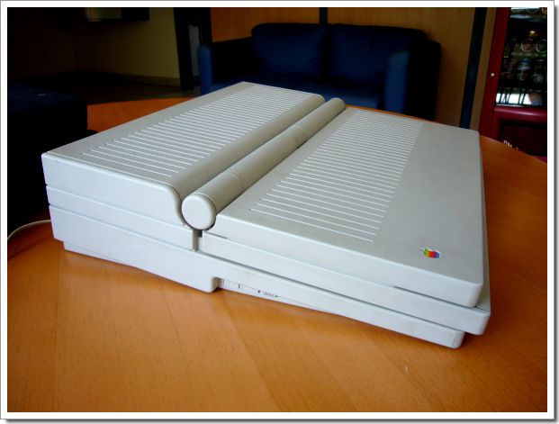 Macintosh Portable M5126