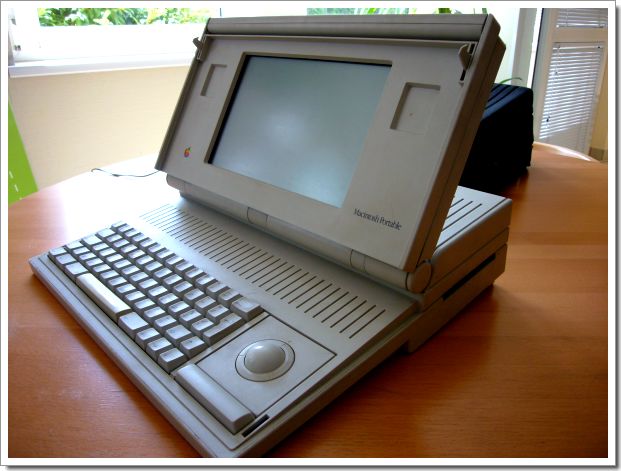 Macintosh Portable M5126