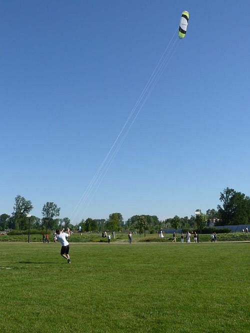 Voile de traction : jardin des 2 rives, strasbourg