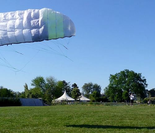 Voile de traction : jardin des 2 rives, strasbourg