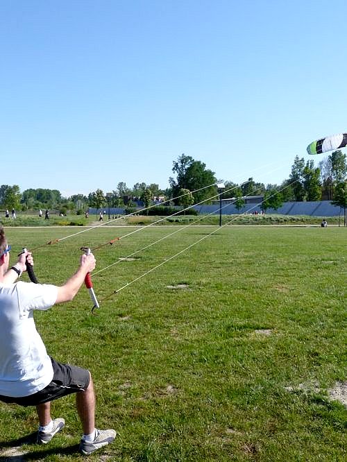 Voile de traction : jardin des 2 rives, strasbourg